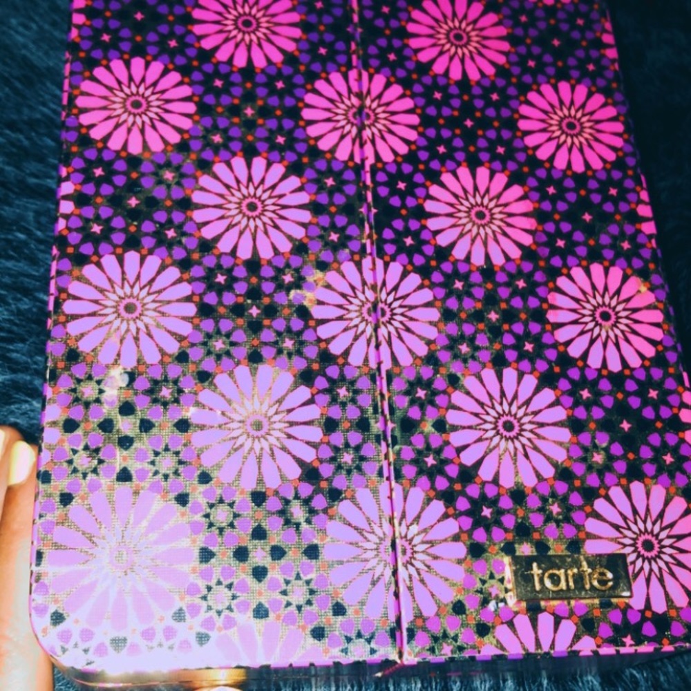 tarte ‘eyeshadow’ palette